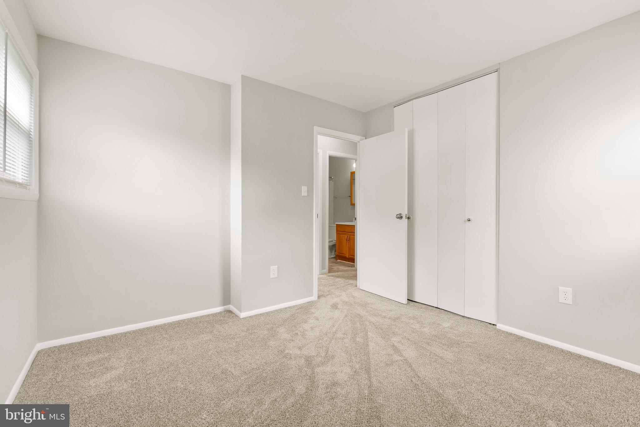 SCHOLAR WOODS - Residential