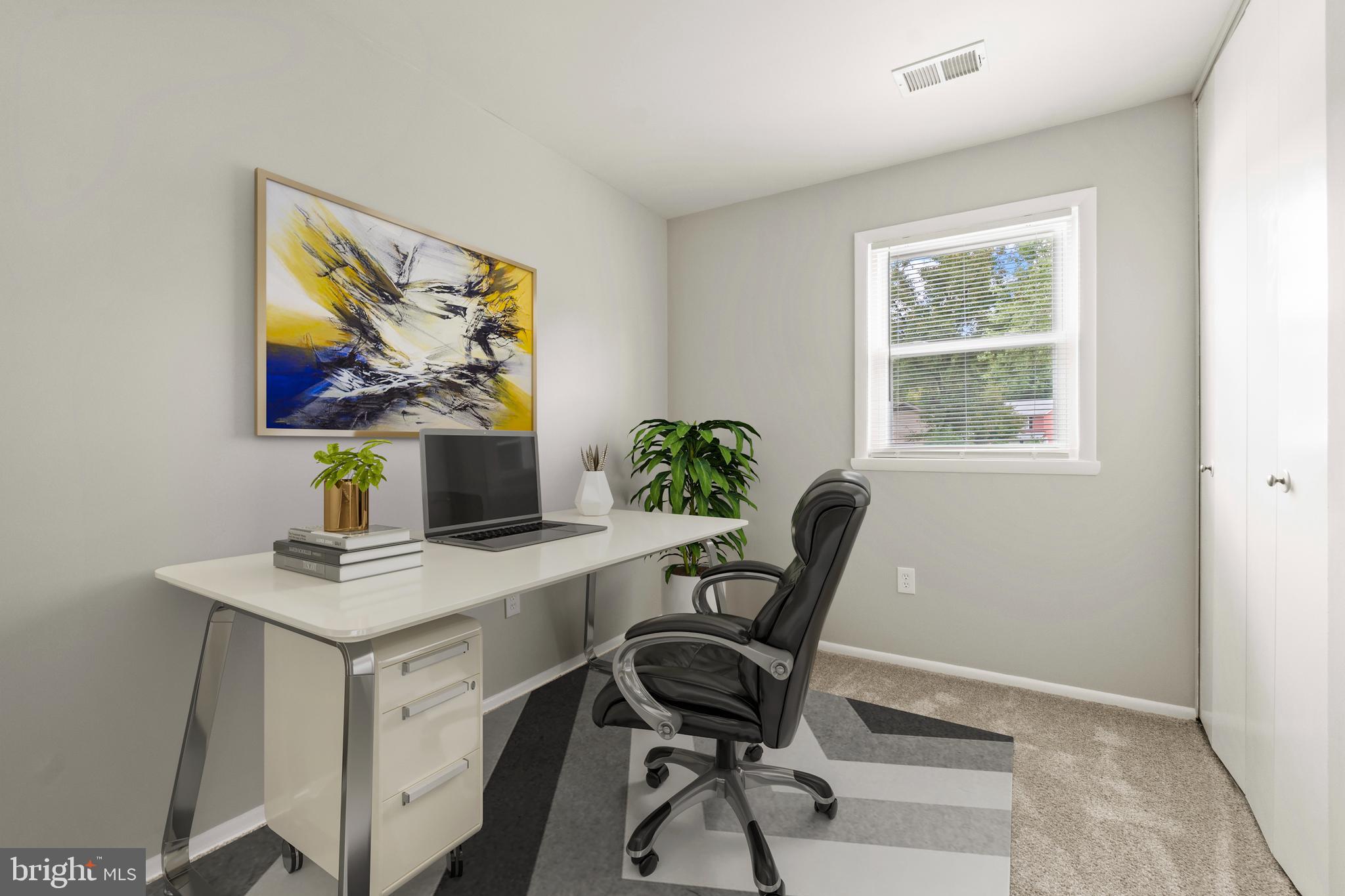 SCHOLAR WOODS - Residential