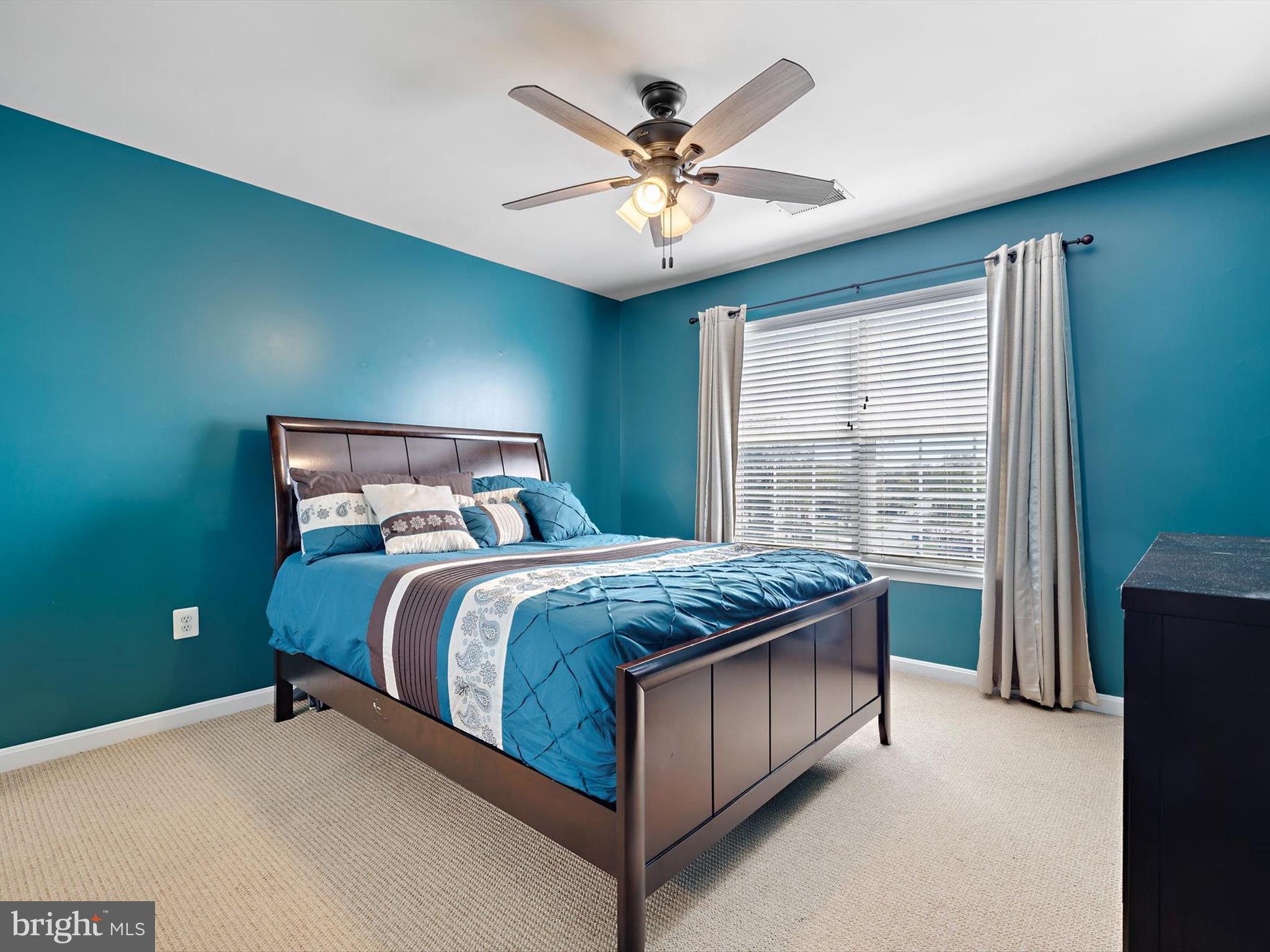 MAPLE GROVE - Residential