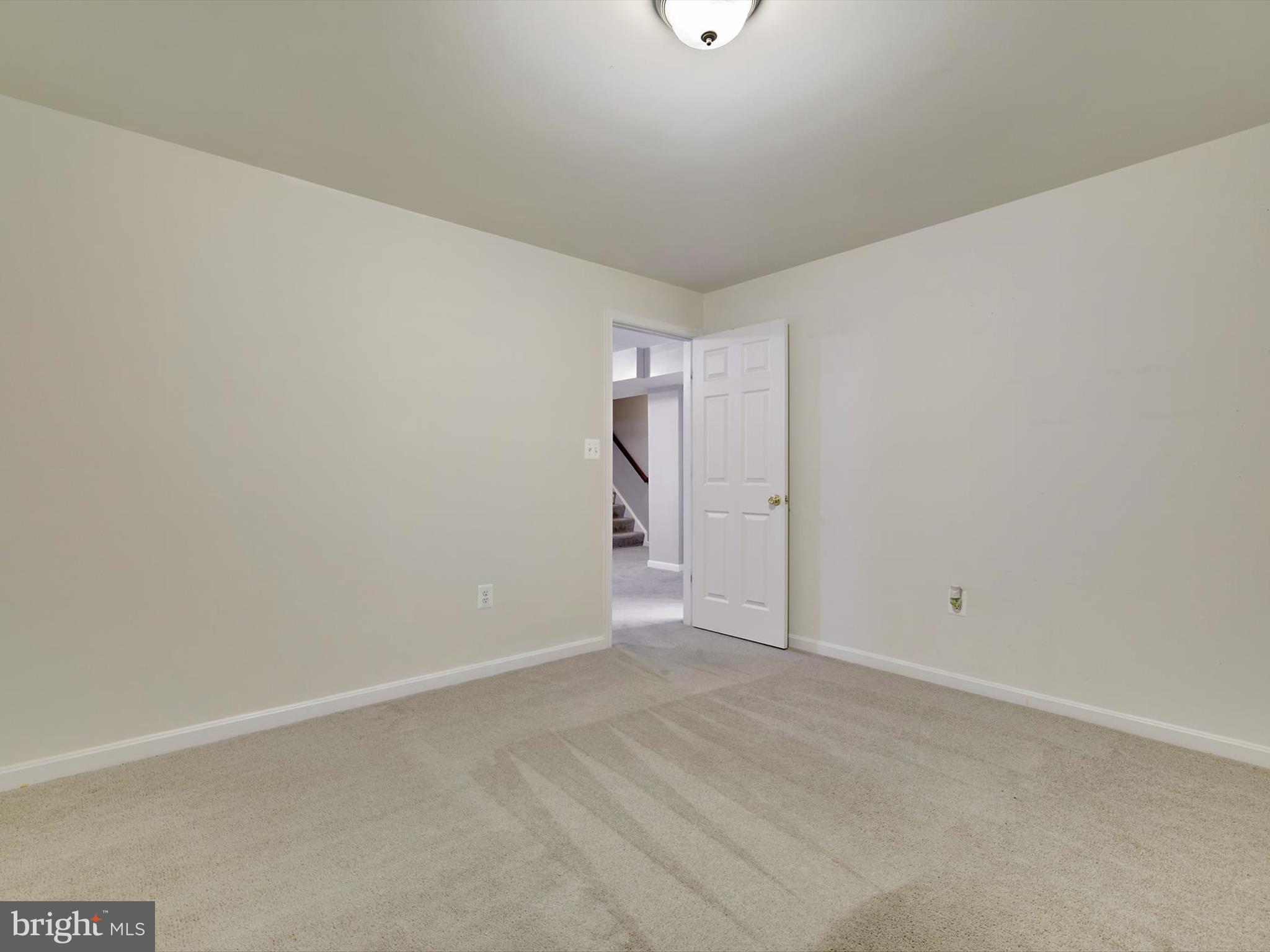 MAPLE GROVE - Residential