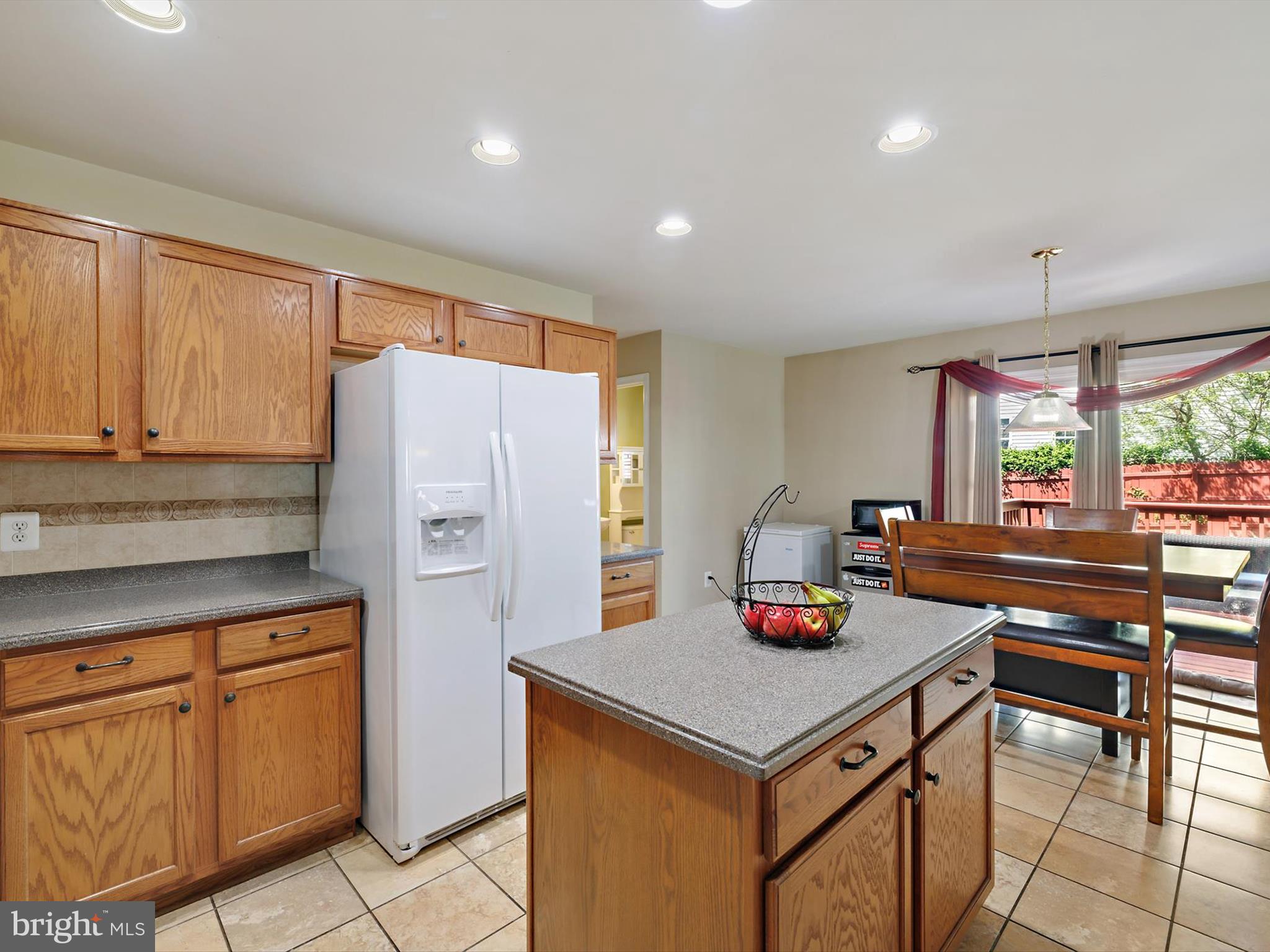 MAPLE GROVE - Residential