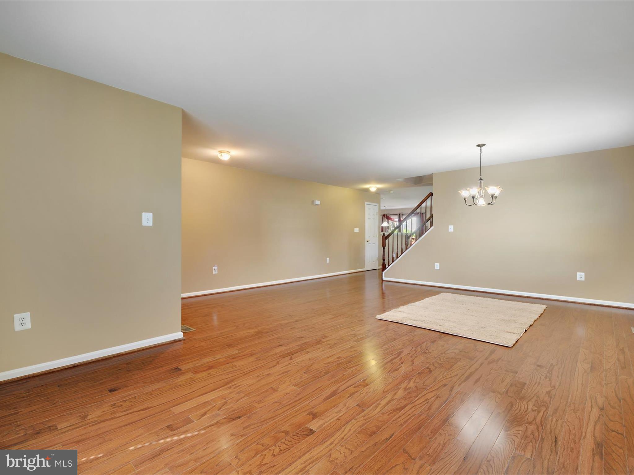 MAPLE GROVE - Residential