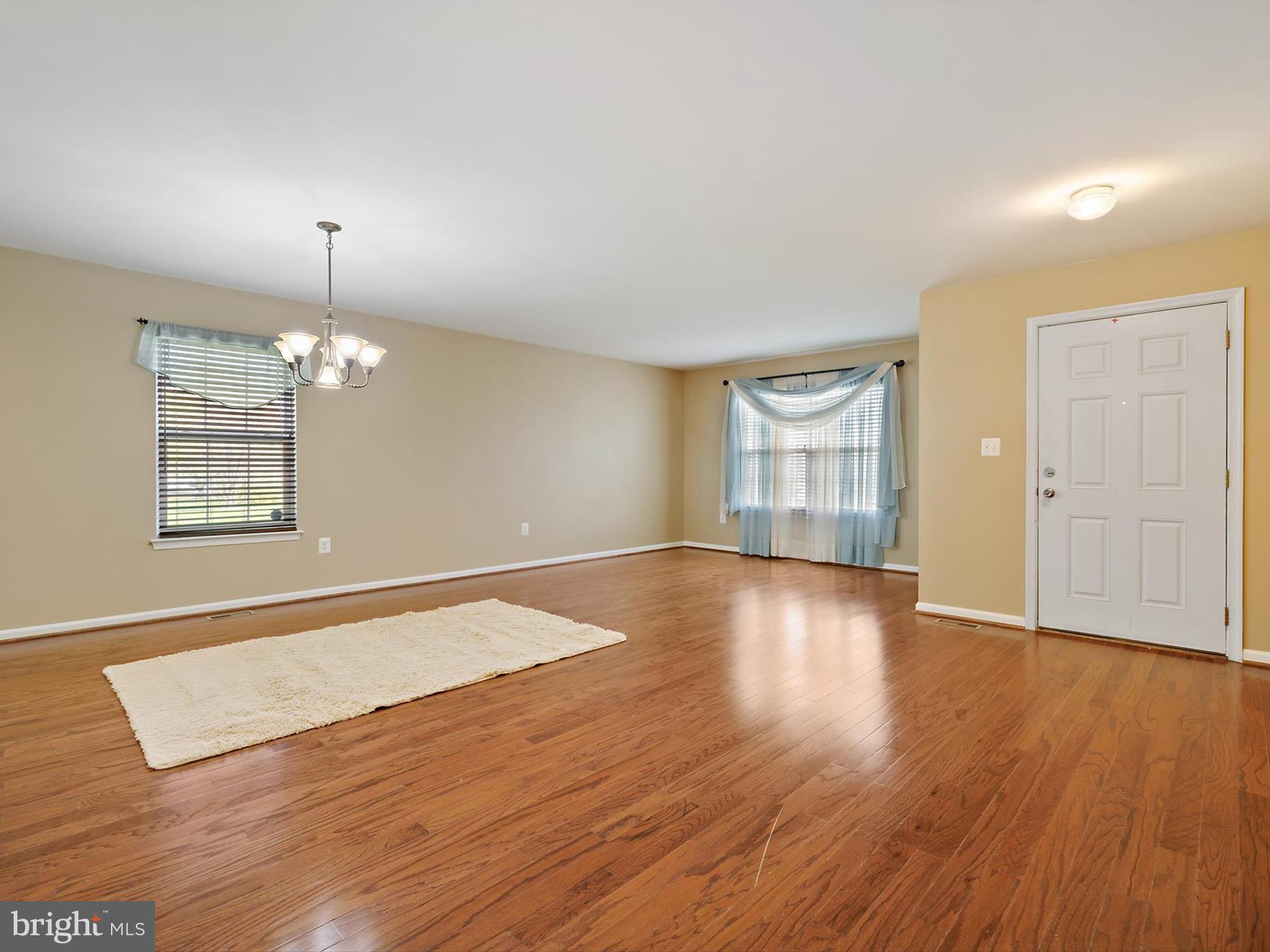 MAPLE GROVE - Residential