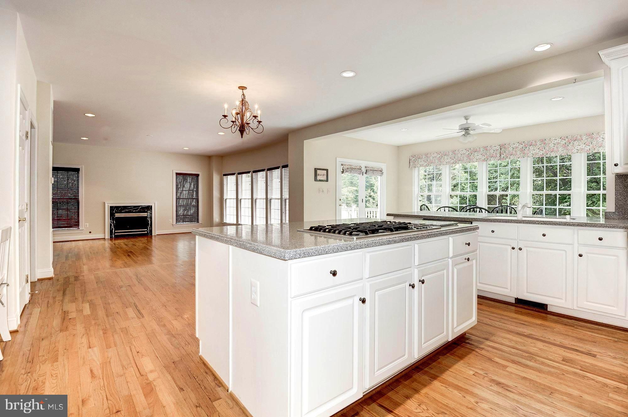 INGLESIDE - Residential