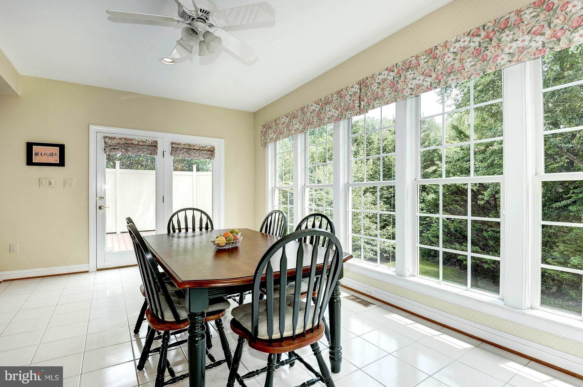 INGLESIDE - Residential