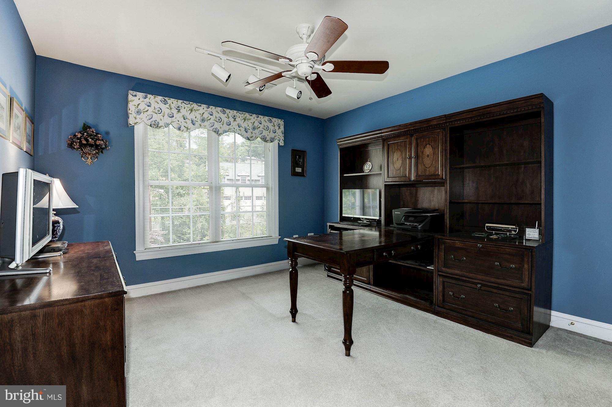 INGLESIDE - Residential