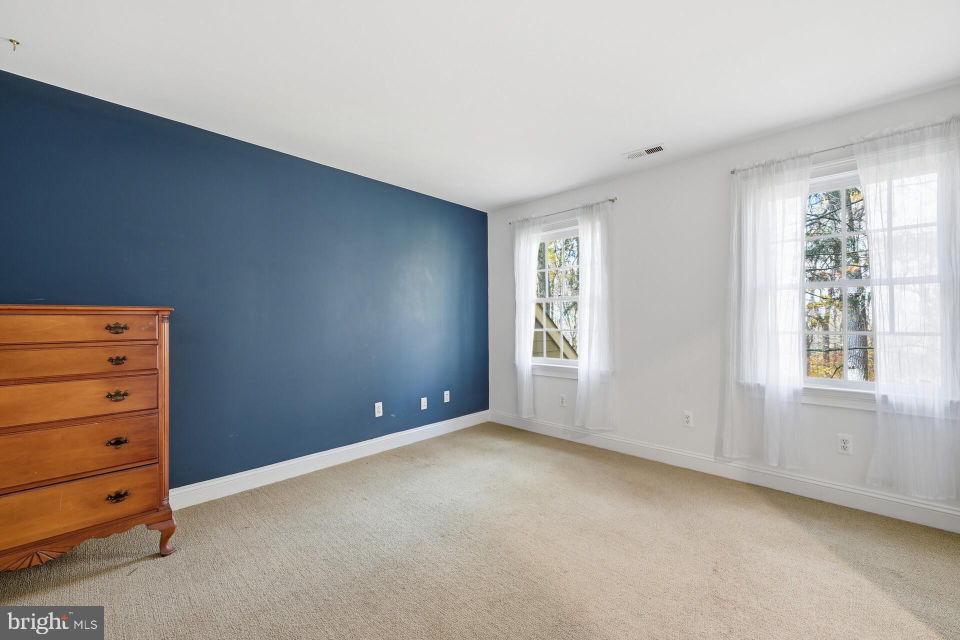 NON AVAILABLE - Residential