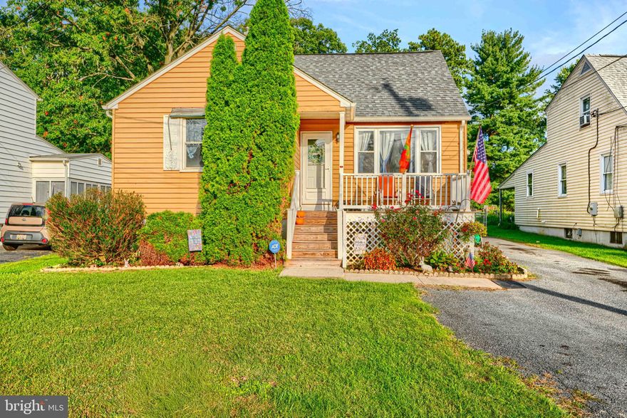 3314 Summit Avenue is an adorable bungalow that exudes all the charm & warmth of home!  Located in the upper region of Parkville, the home is close to shopping & commuting yet just removed enough to feel that country vibe! With all the coziness & cottage-y vibes, the home is also move in ready! The gleaming, original hardwood floors, arched doorways & tons of character shines through & makes you feel right at home. The main level boasts a generous sized living space, a functional space in the kitchen for creativity & dining along with two main level bedrooms. The full bath has been completely updated & feels like a spa! Upstairs you will find a huge third bedroom with an enormous walk in cedar closet & plenty of natural light. The lower level is nicely finished. The space is great & full of potential for your home gym, office, playroom or watching the big game! Don't forget the backyard which may just be the best yard in the neighborhood. Flat, open & fully fenced in, you can enjoy the outdoor space from the patio or there in the open green space & BREATHE! Your driveway will provide convenience at the end of long day because you deserve that! A one year Cinch warranty is included as well, for ultimate piece of mind! 3314 Summit...Make it Yours Today!