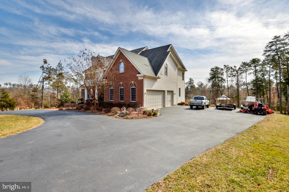 THE WOODS AT BULL RUN - Residential