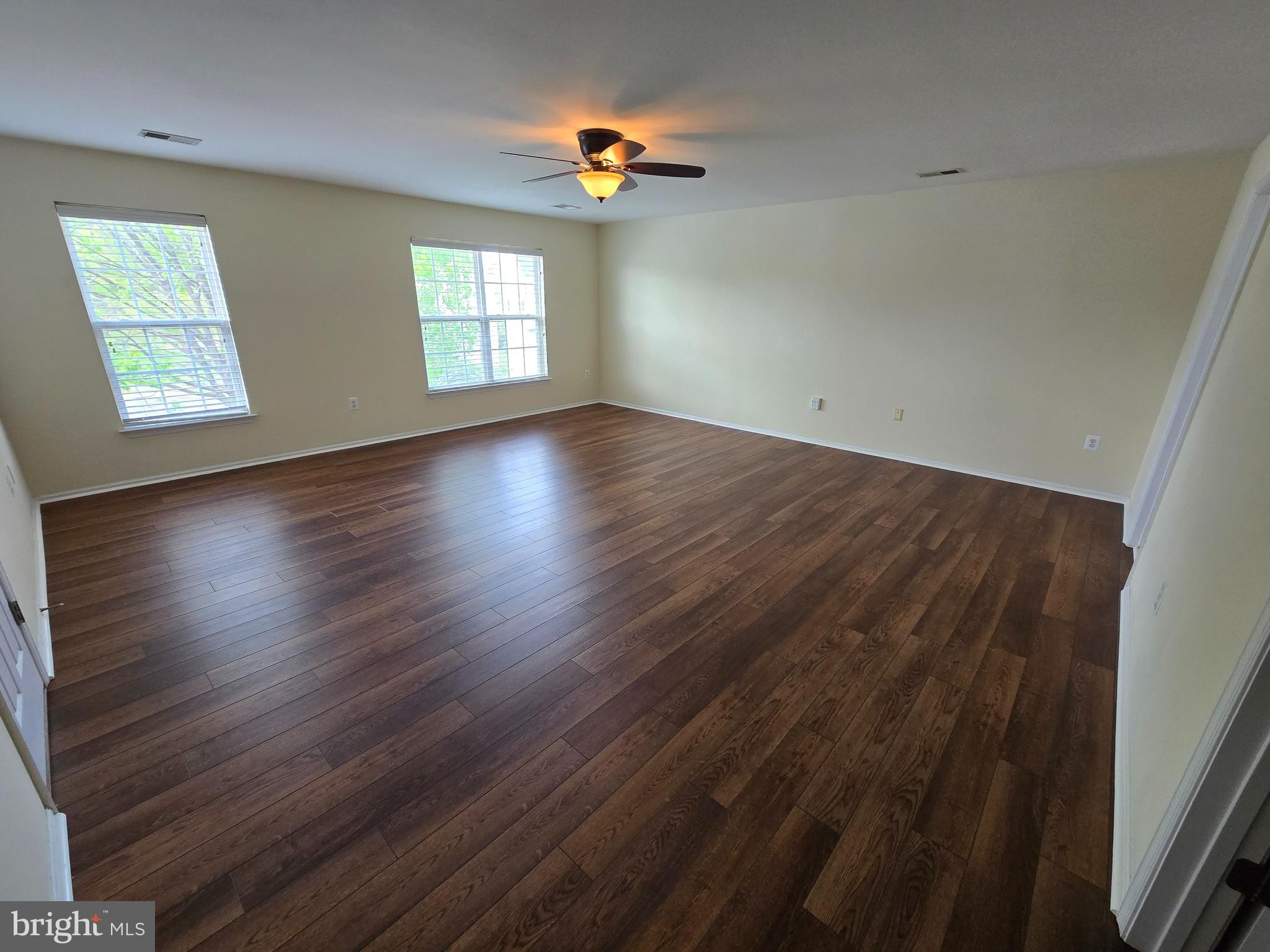 ENGLAND RUN NORTH - Residential Lease