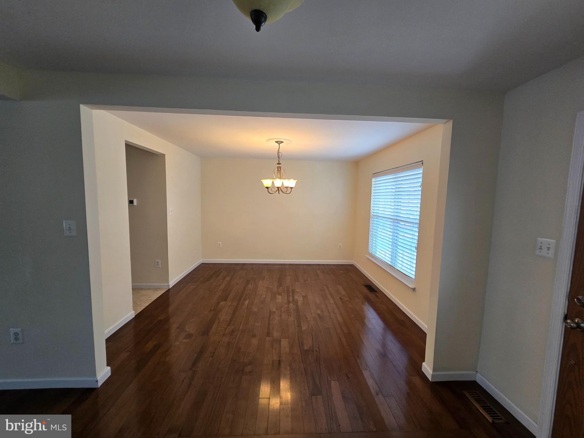 ENGLAND RUN NORTH - Residential Lease