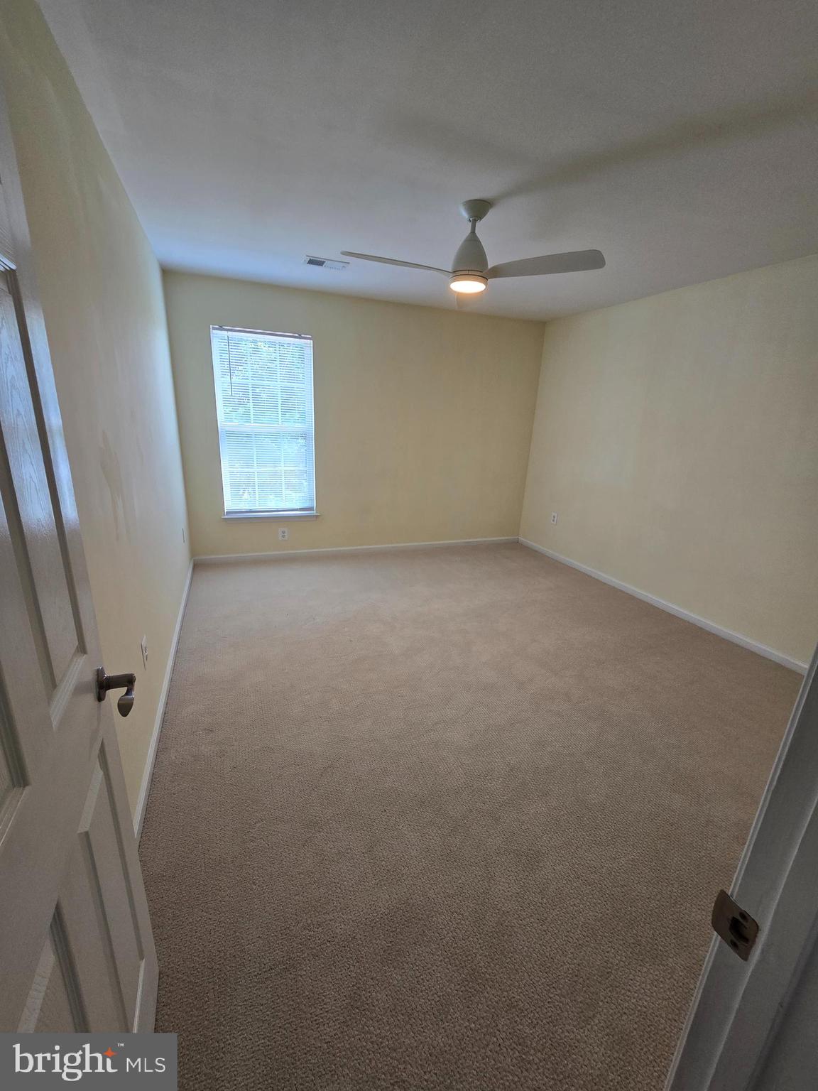 ENGLAND RUN NORTH - Residential Lease