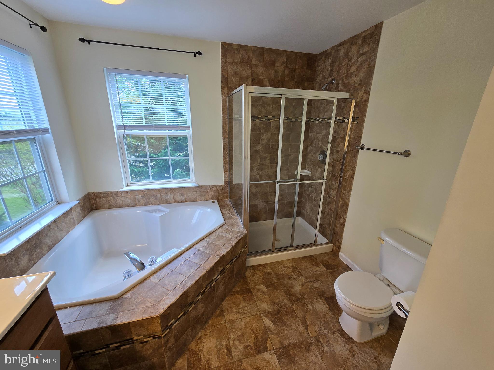 ENGLAND RUN NORTH - Residential Lease