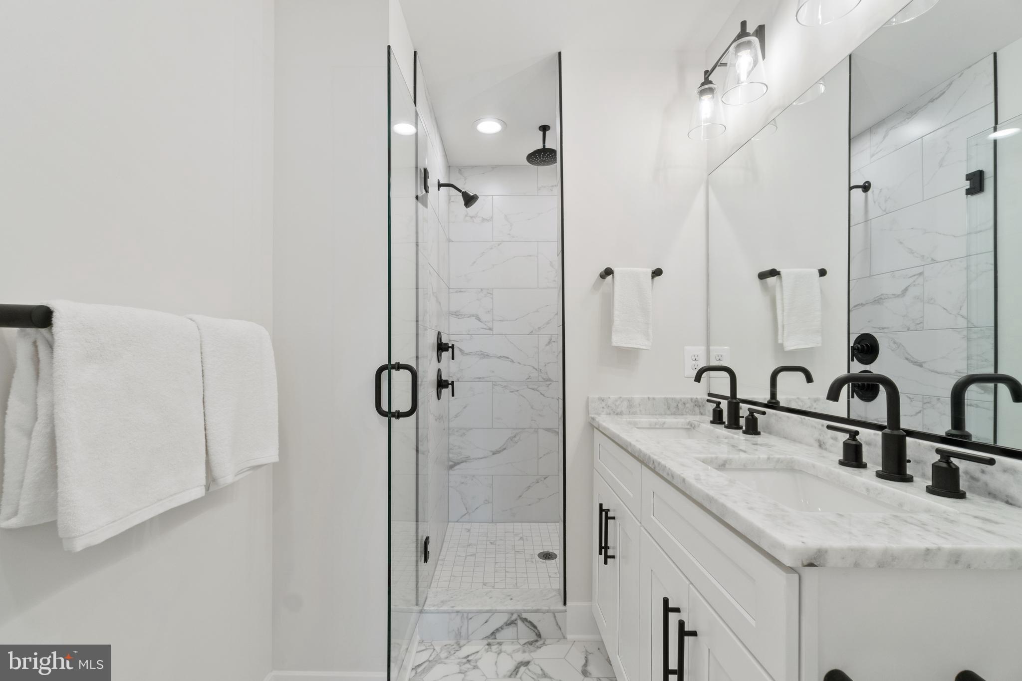 BUTCHERS HILL - Residential