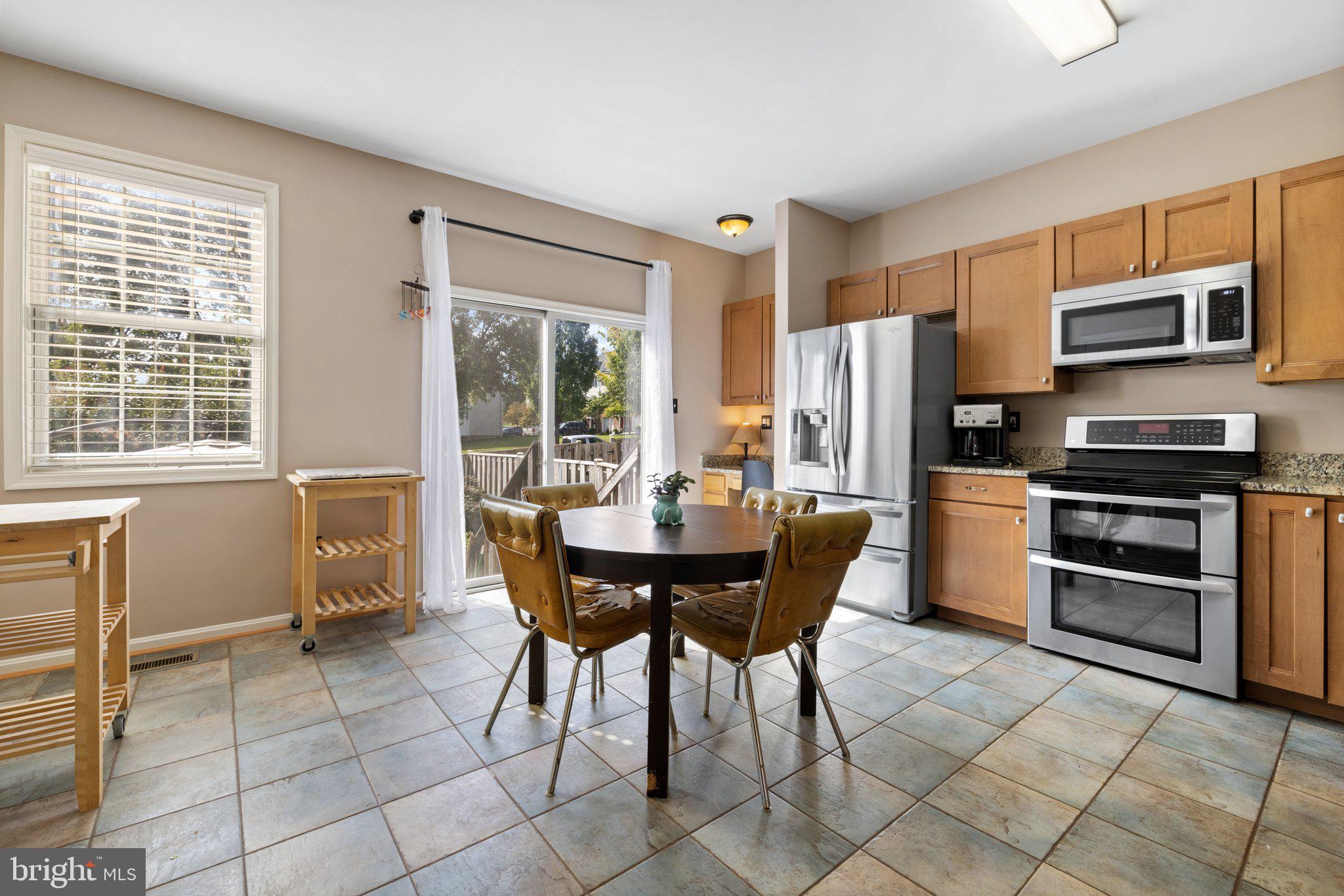 THE MEWS AT MENLOUGH - Residential