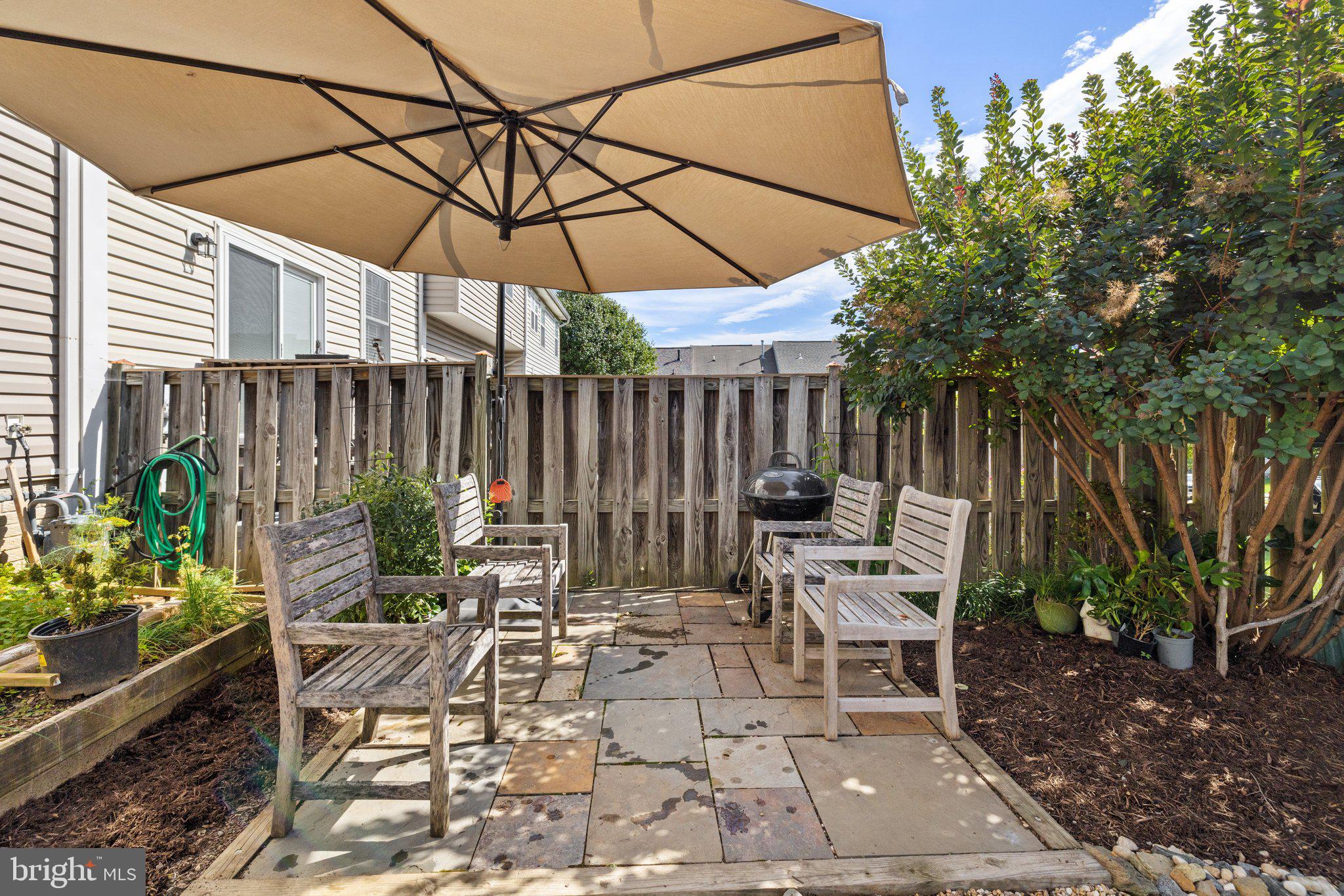 THE MEWS AT MENLOUGH - Residential