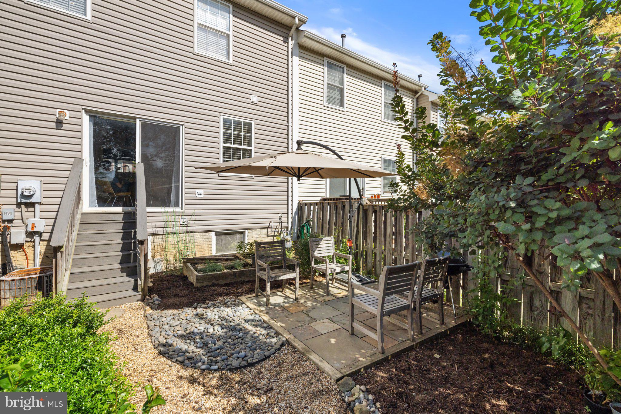 THE MEWS AT MENLOUGH - Residential