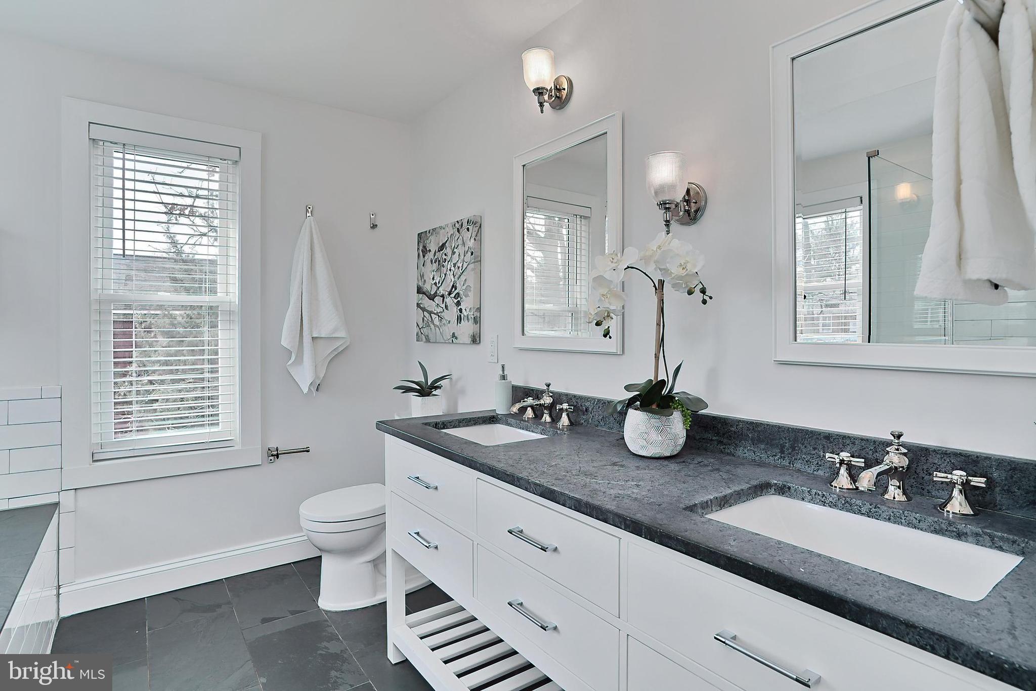 ARLINGTON FOREST - Residential