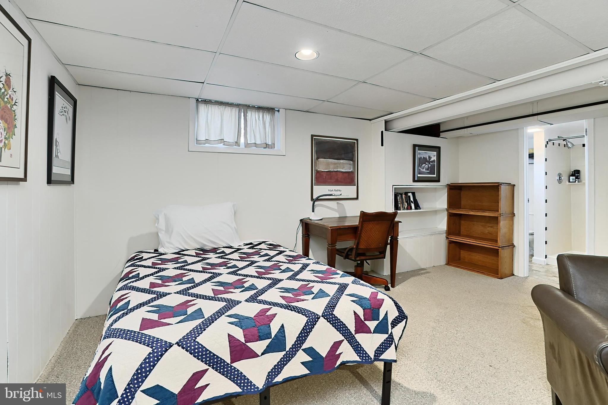 ARLINGTON FOREST - Residential