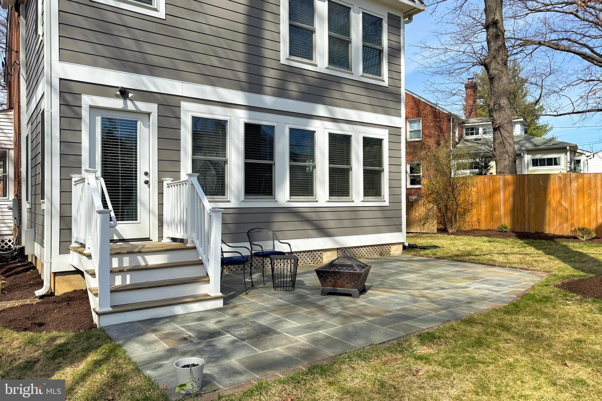 ARLINGTON FOREST - Residential