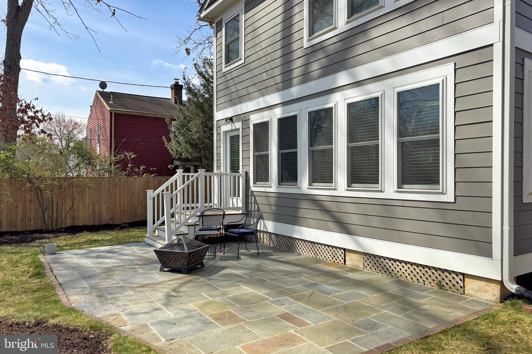 ARLINGTON FOREST - Residential