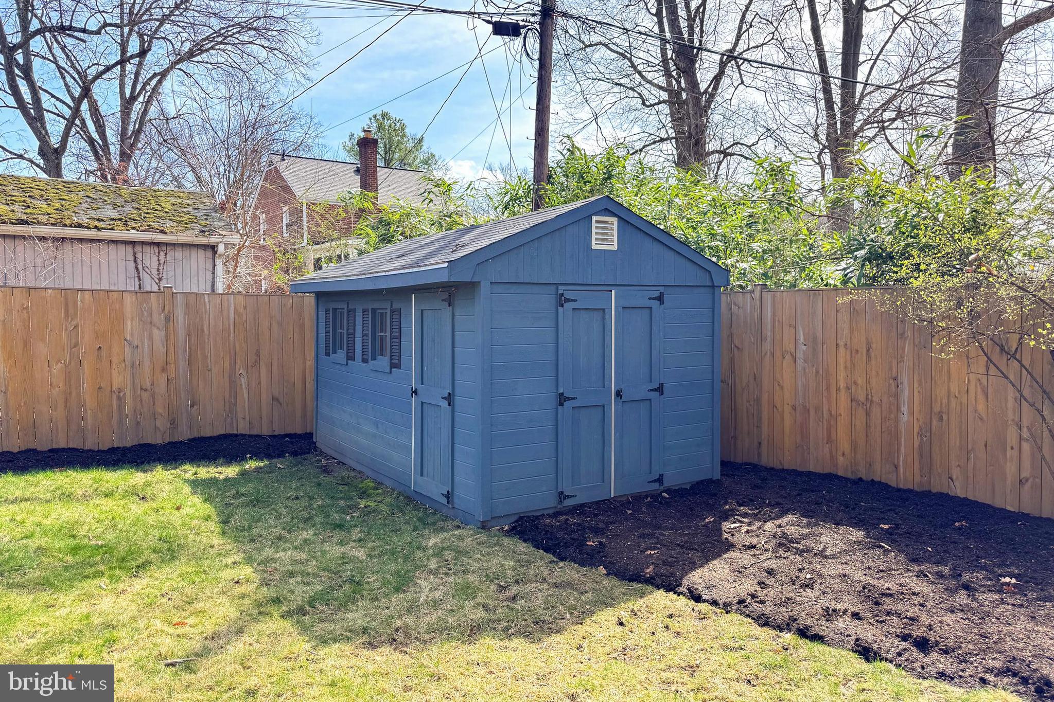 ARLINGTON FOREST - Residential