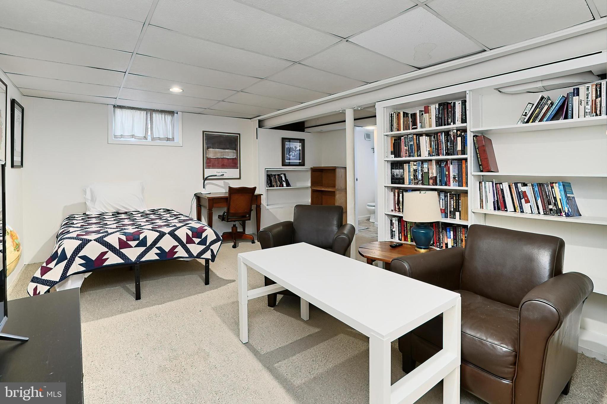 ARLINGTON FOREST - Residential