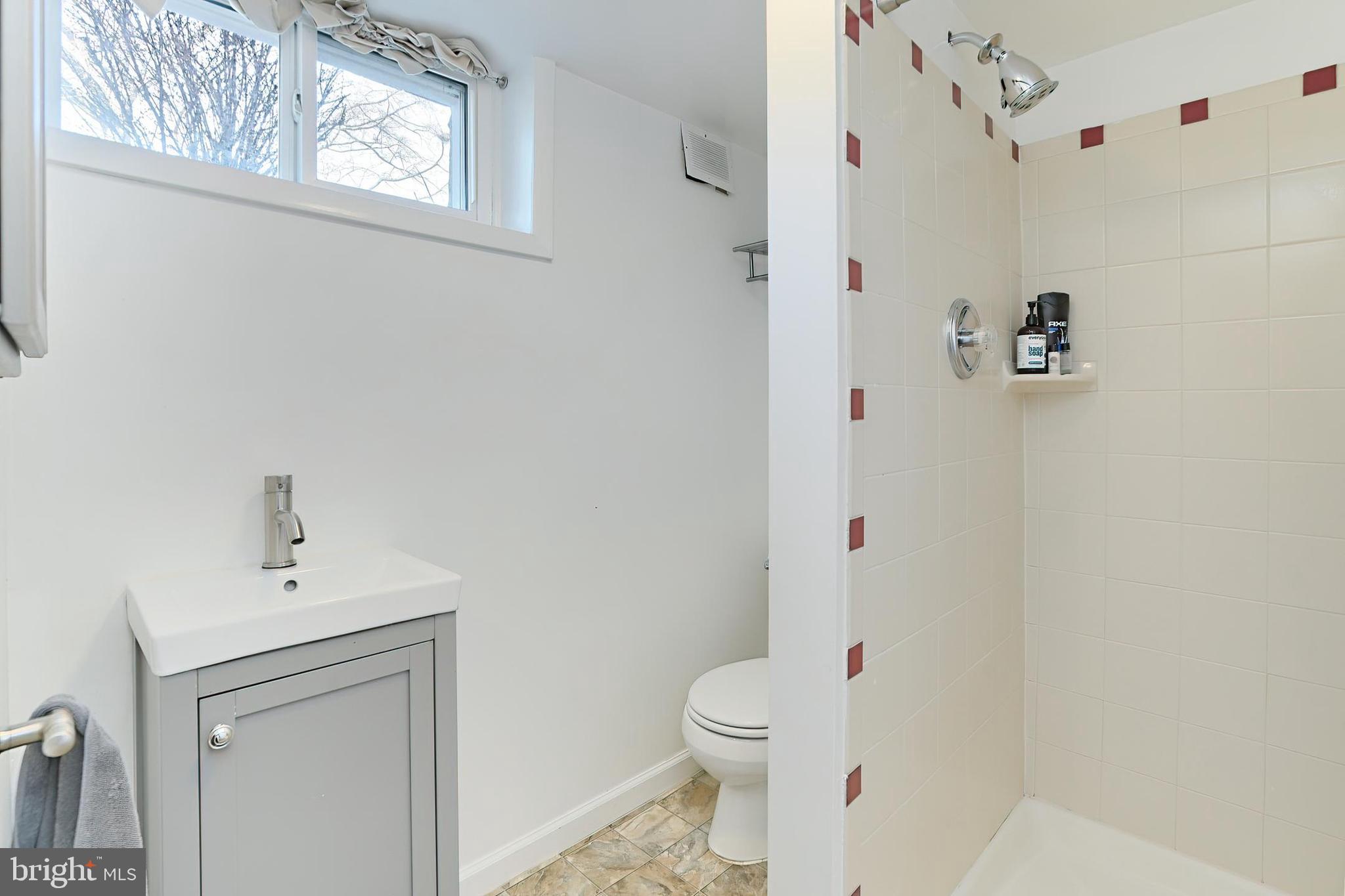 ARLINGTON FOREST - Residential