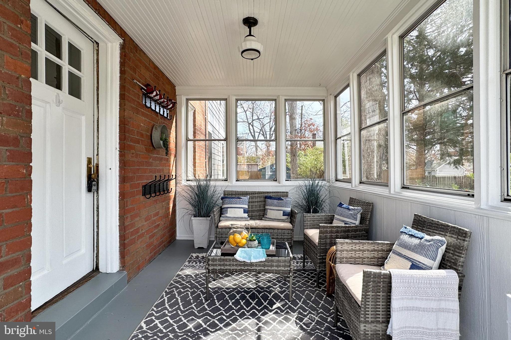 ARLINGTON FOREST - Residential