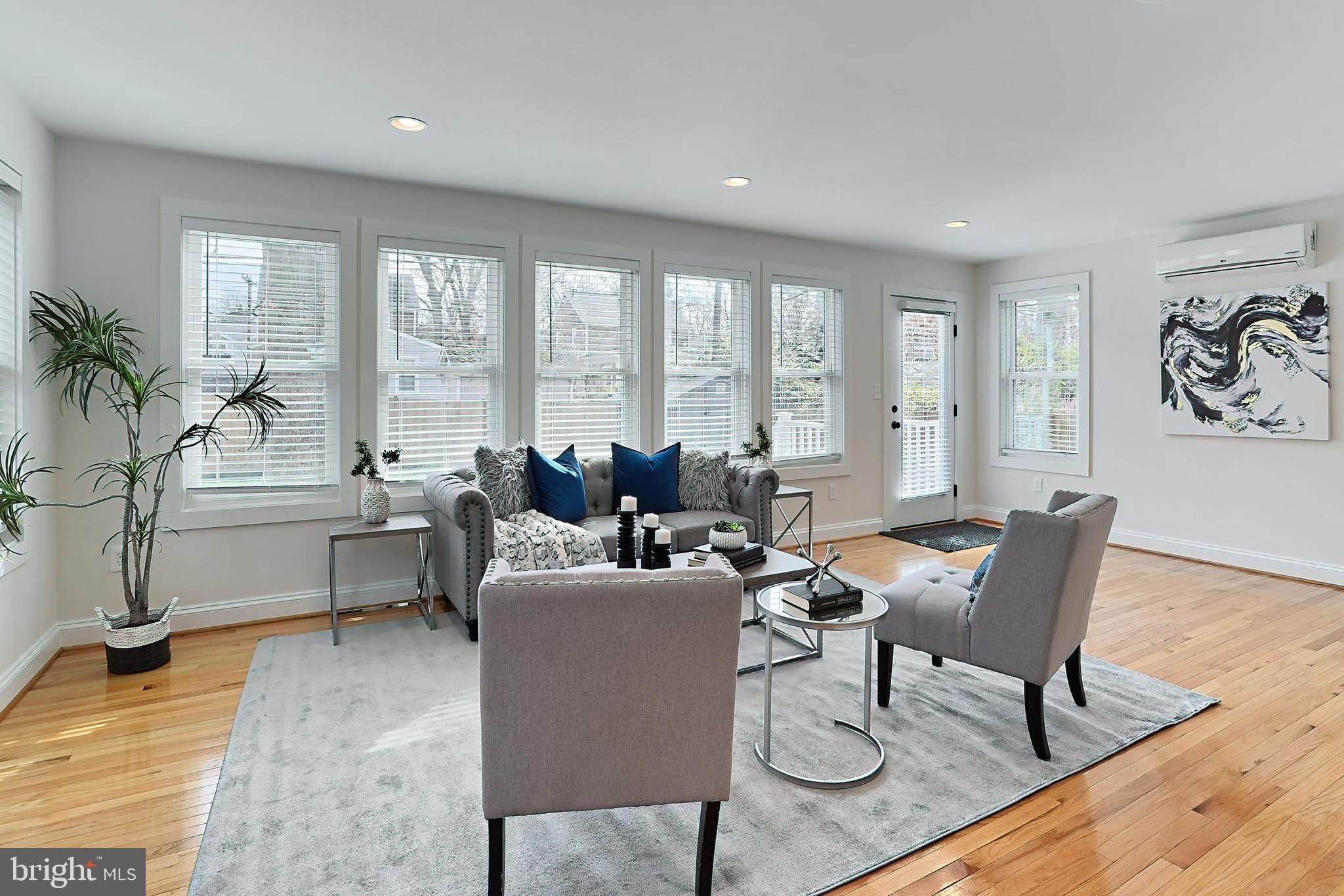 ARLINGTON FOREST - Residential