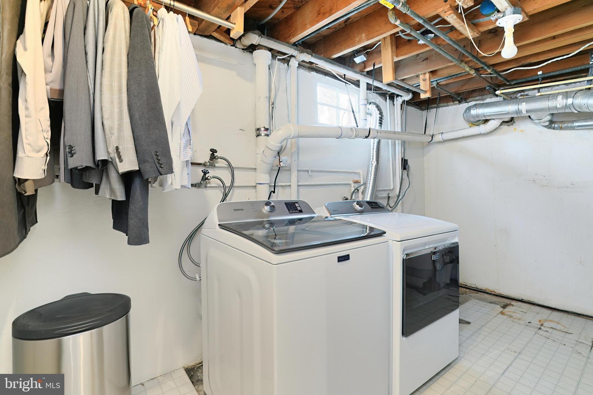 ARLINGTON FOREST - Residential