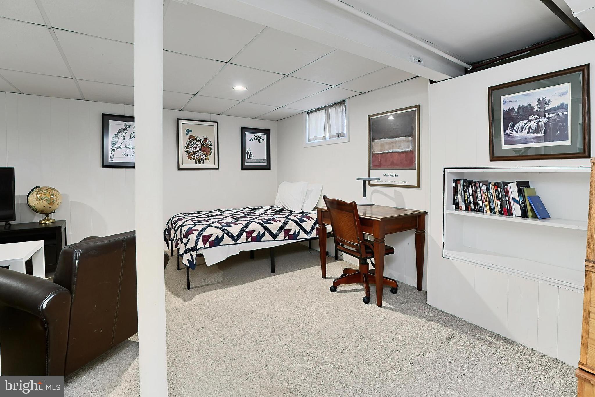 ARLINGTON FOREST - Residential