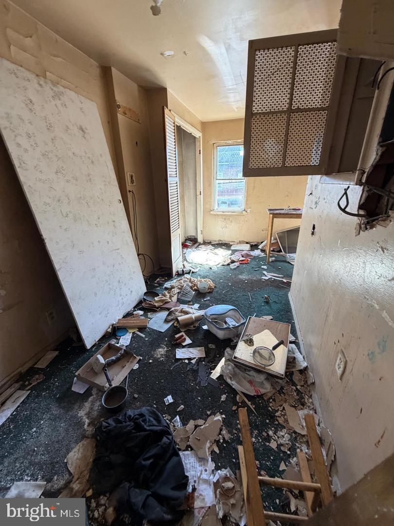 FRANKFORD - Residential Income