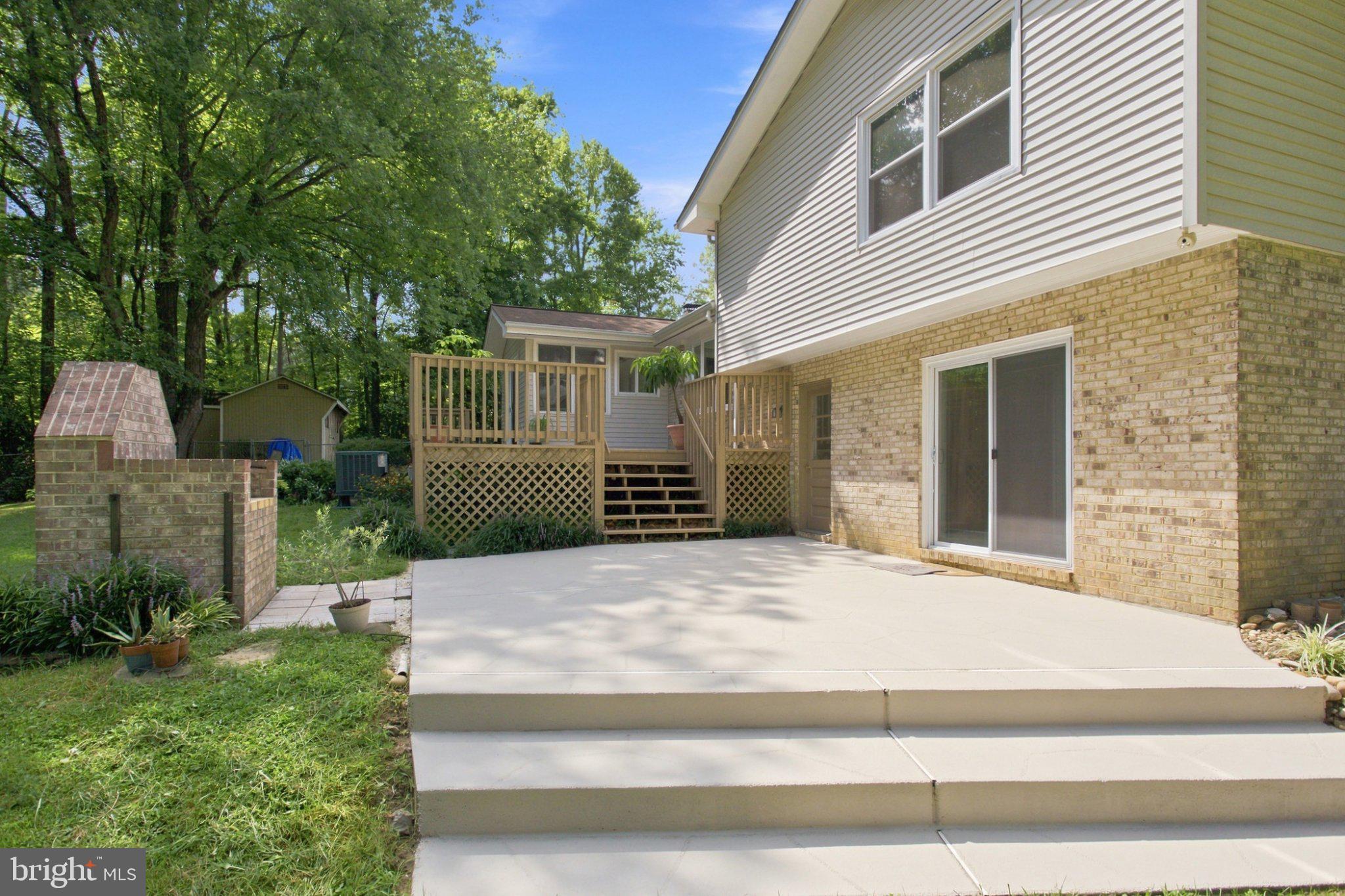 5538 HUCKLEBERRY DRIVE