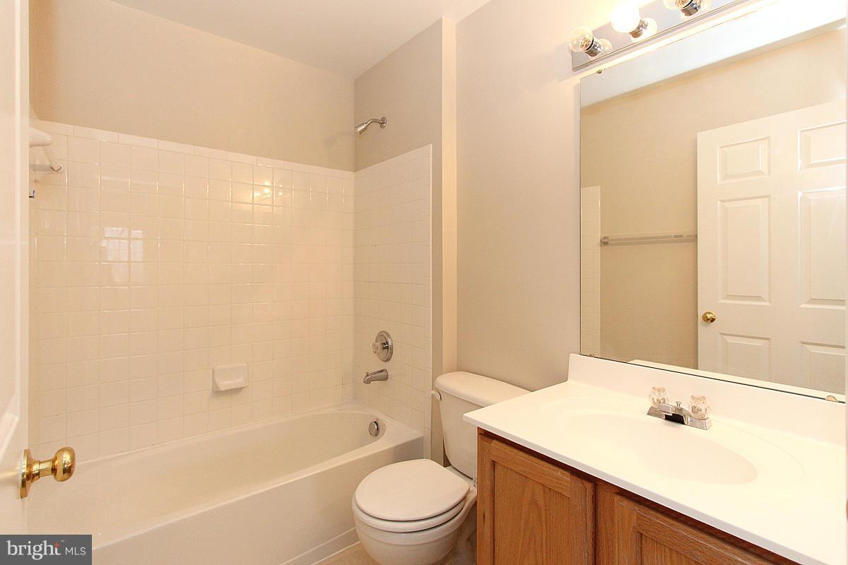 BRAEMAR/VILLAGES AT SAYBROOKE - Residential