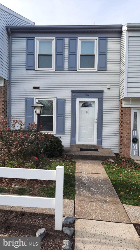 Townhouse For Rent - 702 Allenview Drive<br/> Cumberland County, MECHANICSBURG, PA 17055