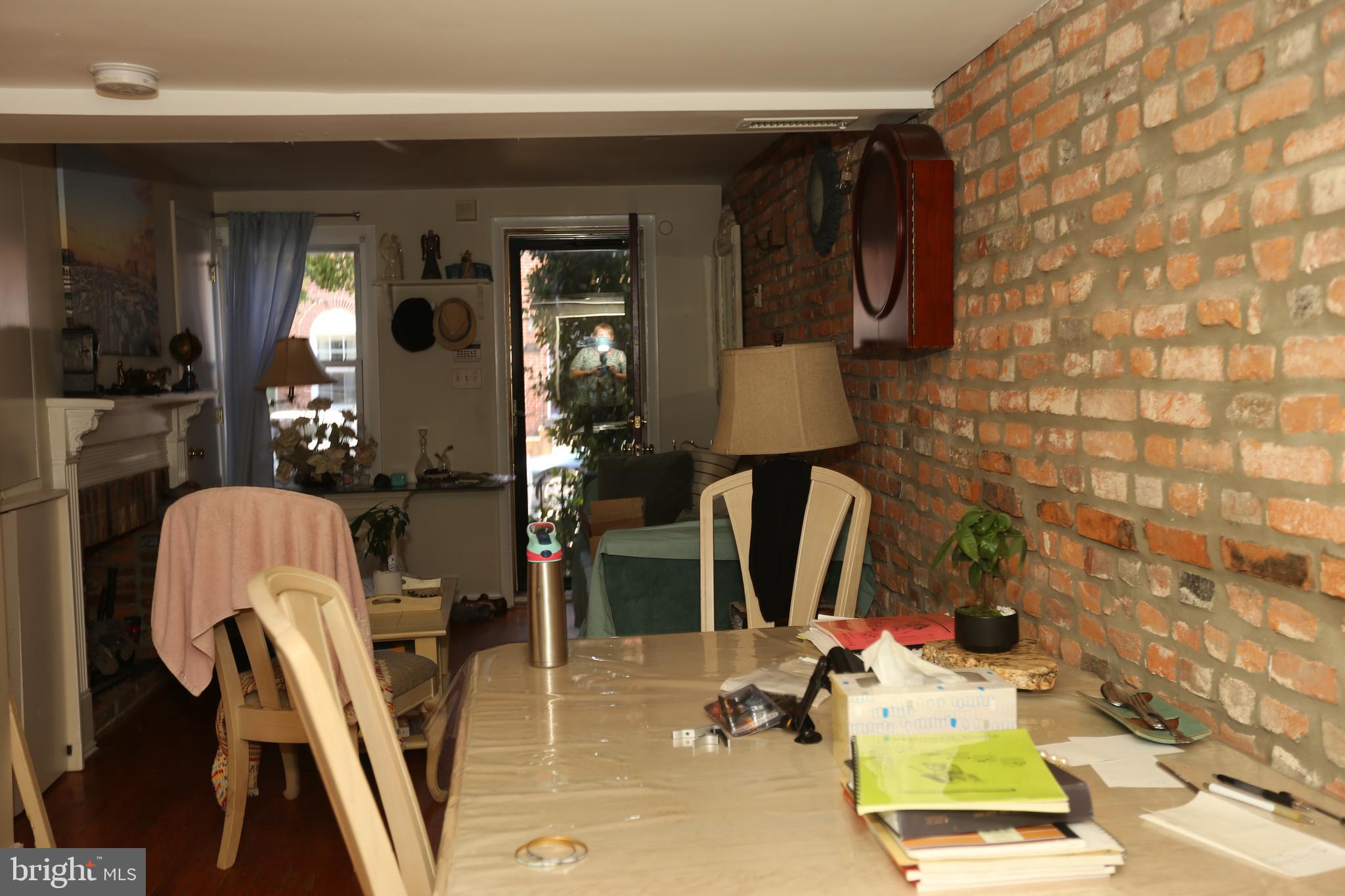 FEDERAL HILL HISTORIC DISTRICT - Residential Lease