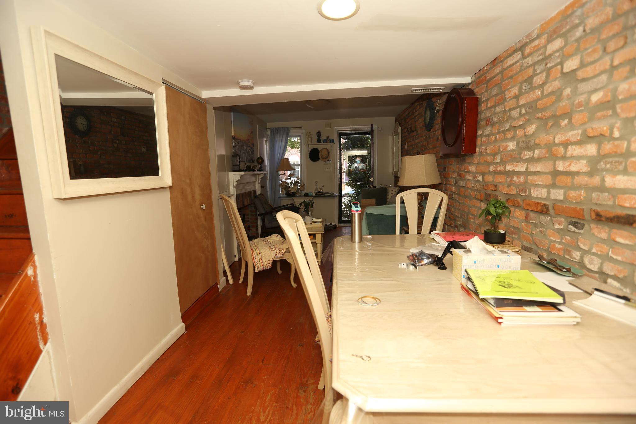 FEDERAL HILL HISTORIC DISTRICT - Residential Lease