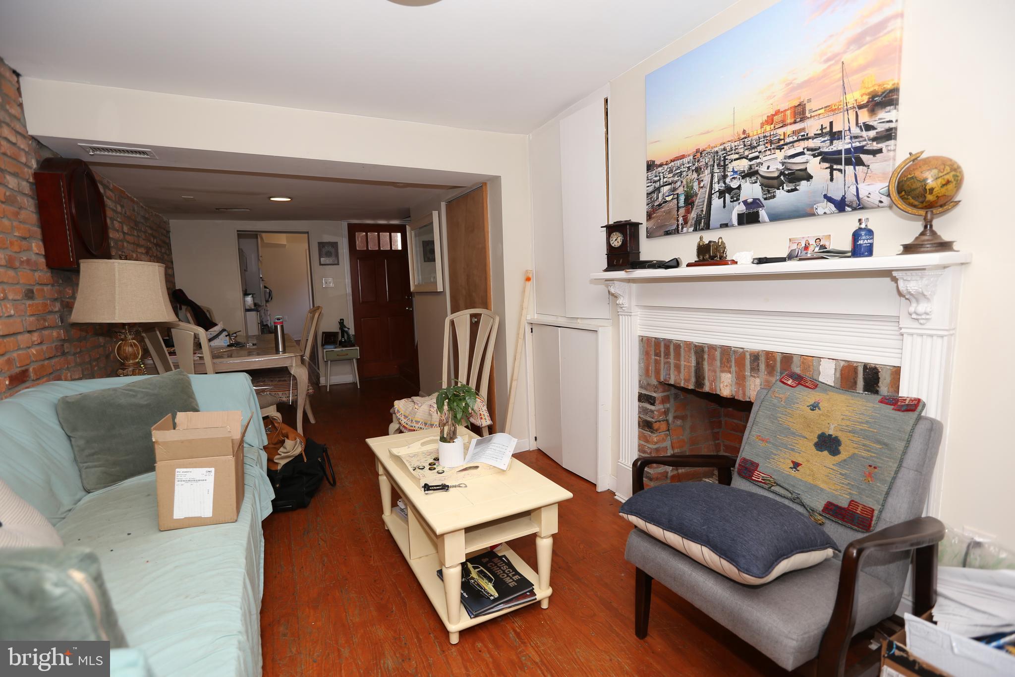 FEDERAL HILL HISTORIC DISTRICT - Residential Lease