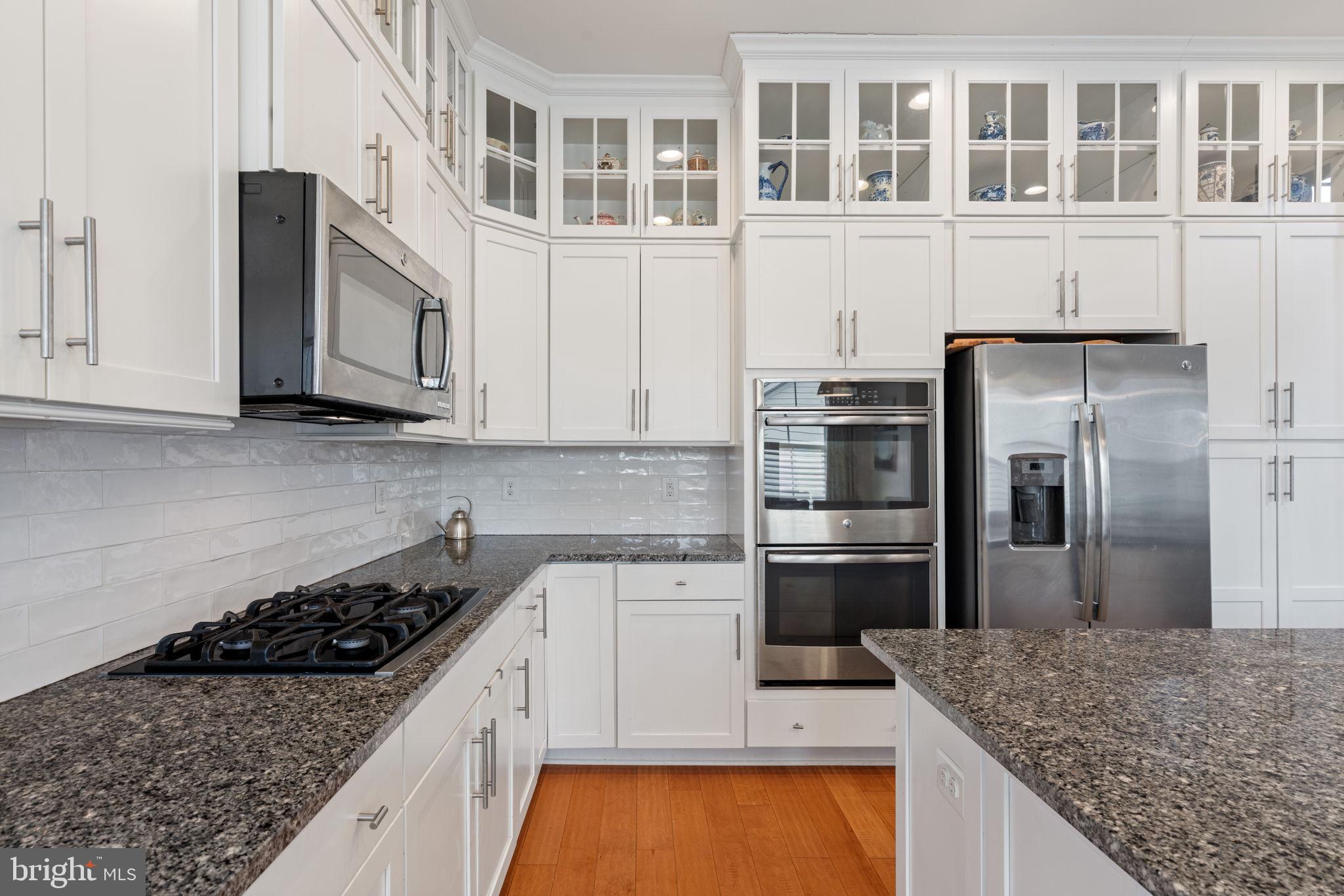 POTOMAC SHORES - Residential