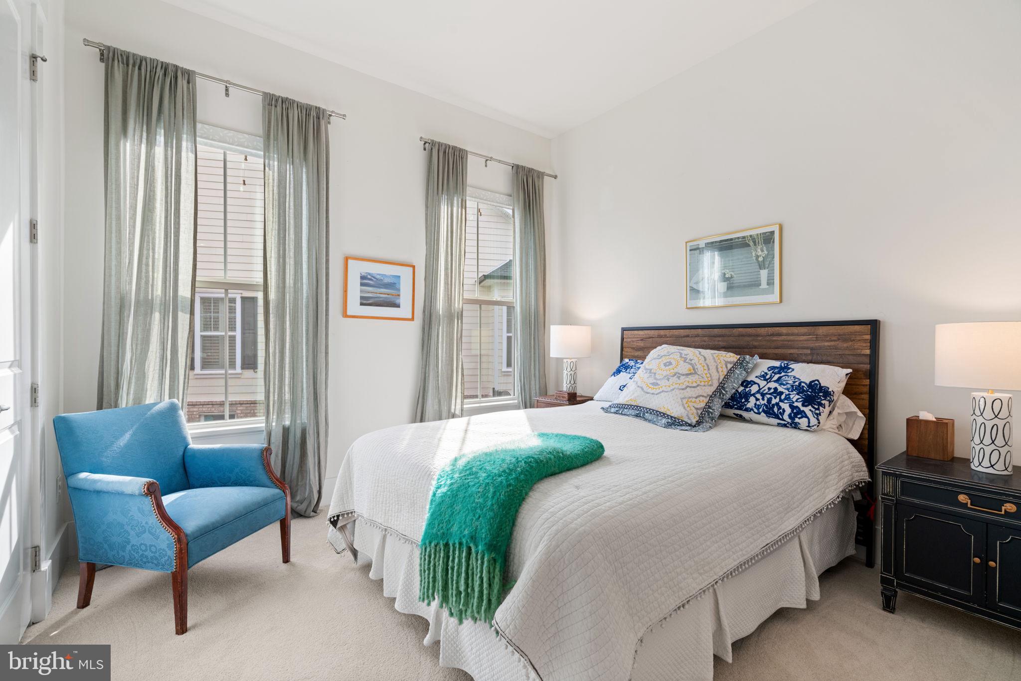 POTOMAC SHORES - Residential