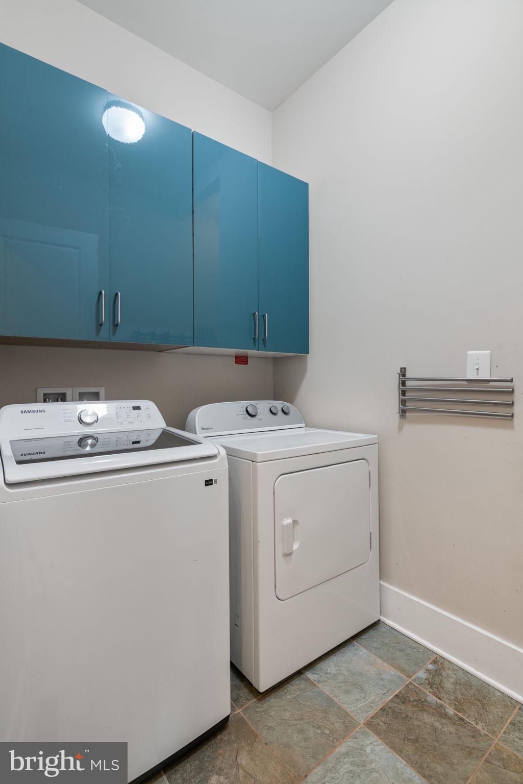 POTOMAC SHORES - Residential