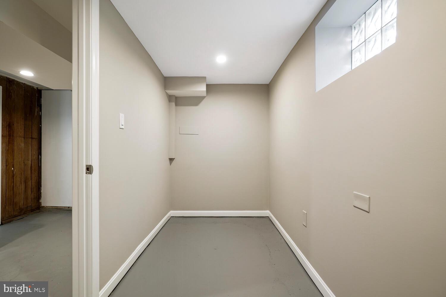 LOCH RAVEN - Residential