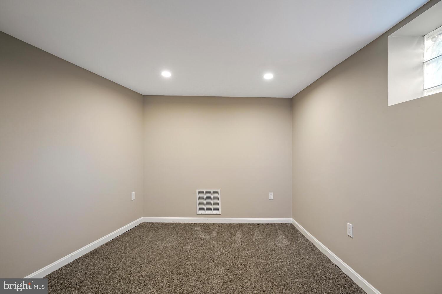 LOCH RAVEN - Residential