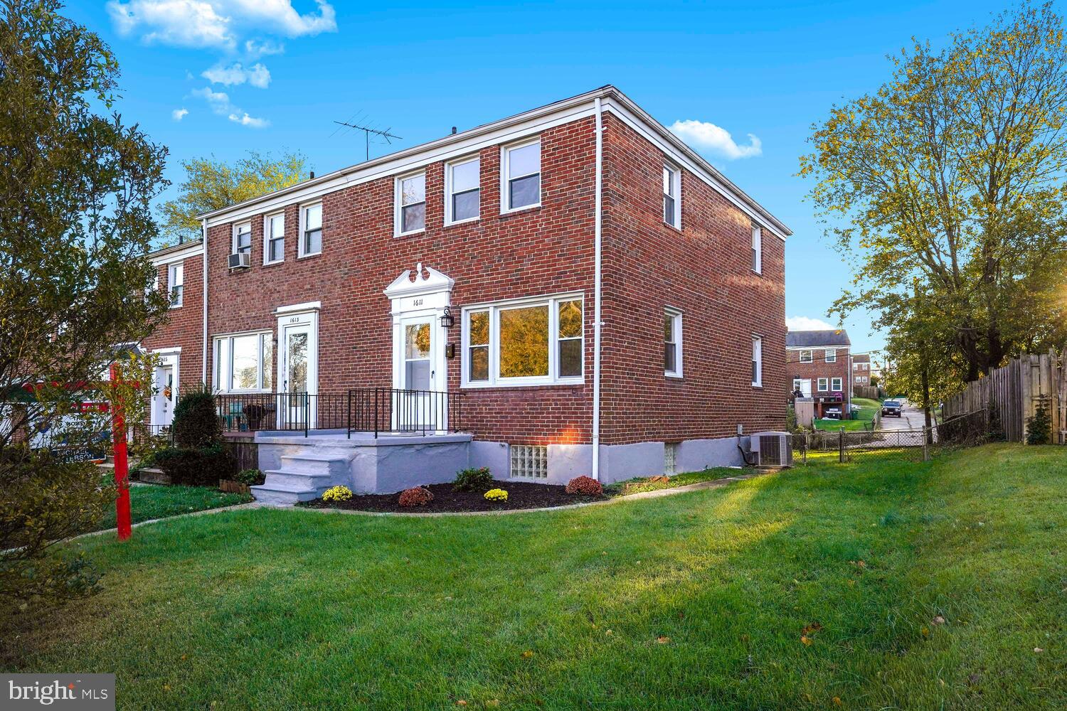 LOCH RAVEN - Residential