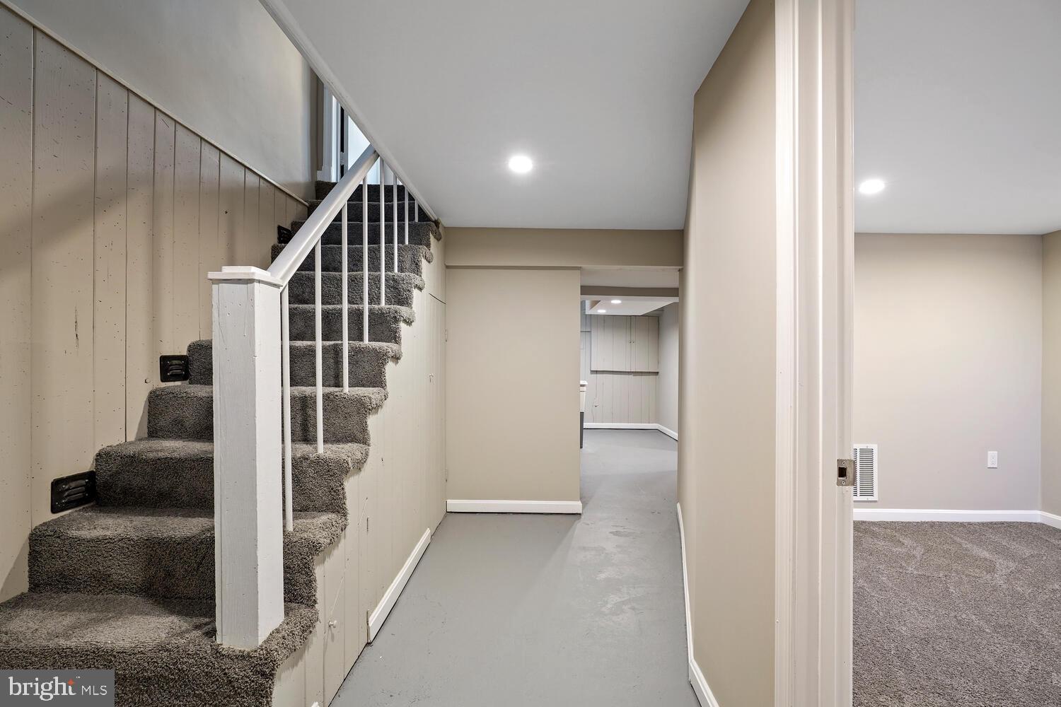 LOCH RAVEN - Residential