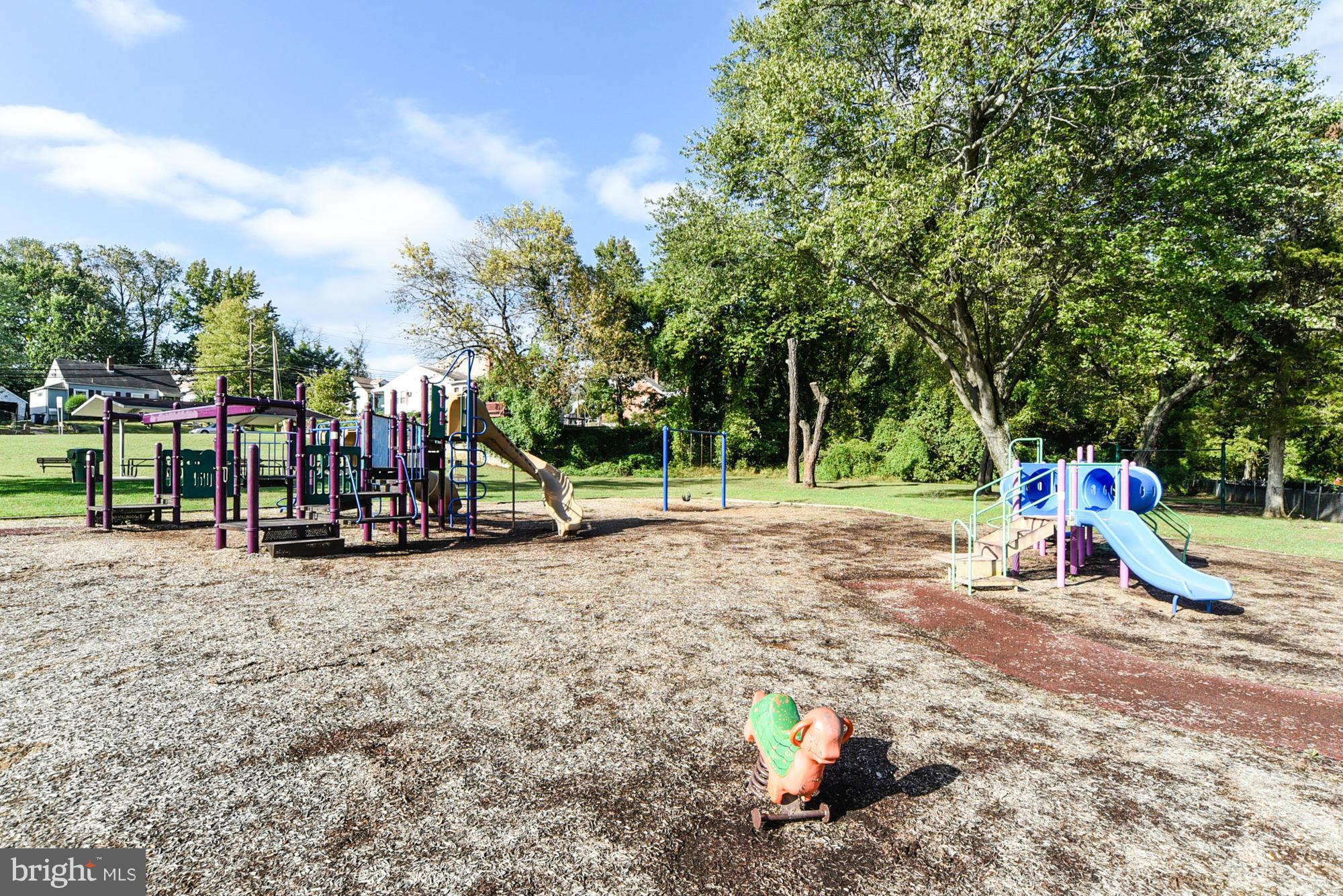 CHAPEL OAKS - Residential