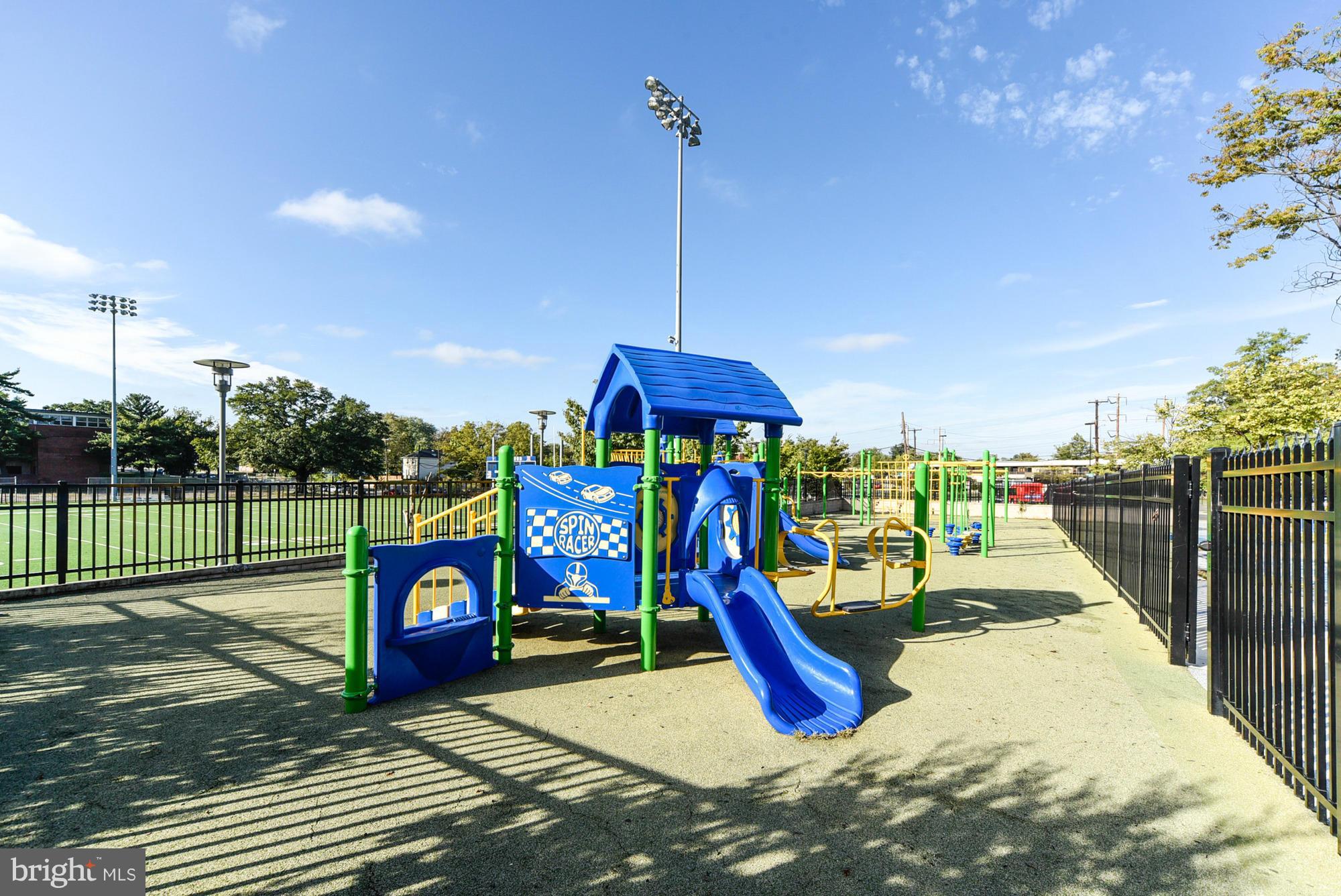 CHAPEL OAKS - Residential