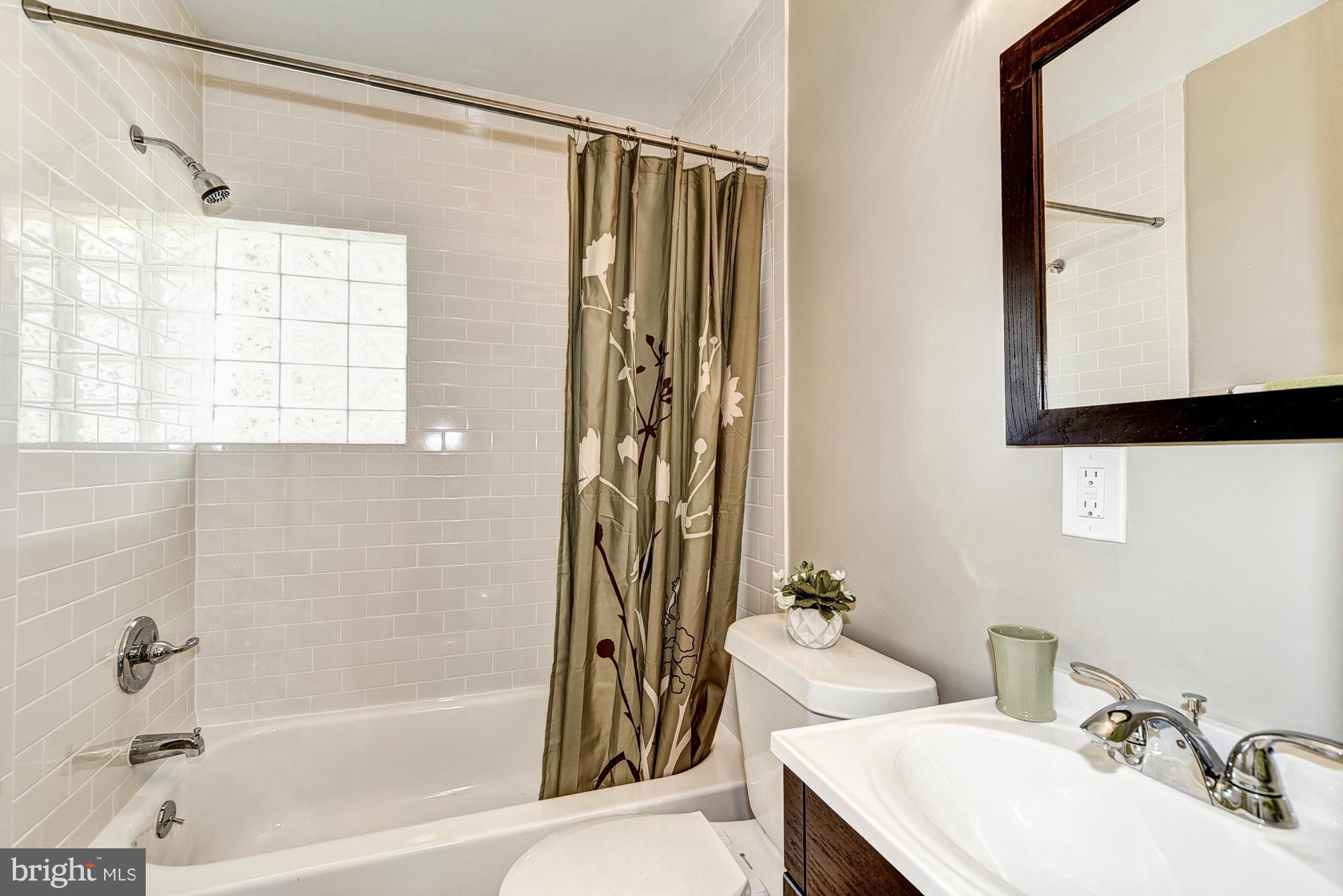 CHAPEL OAKS - Residential