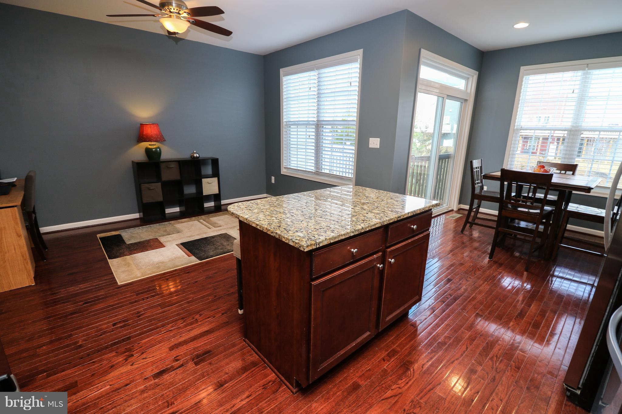 STRATSHIRE CROSSING - Residential